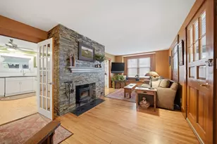 11 Woodbury St, Keene, NH 03431 - Photo 11