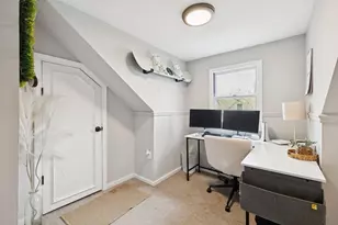 377 Smyth Rd, Manchester, NH 03104 - Photo 31