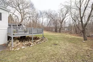 377 Smyth Rd, Manchester, NH 03104 - Photo 23