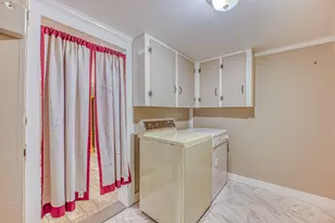 316 Highland Ave, Littleton, NH 03561 - Photo 17