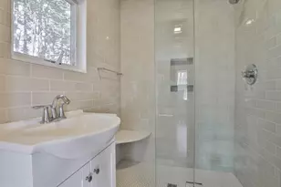 73 Berkeley St, Nashua, NH 03064 - Photo 47