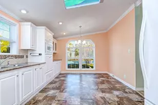 17 Winter St, Salem, NH 03079 - Photo 15