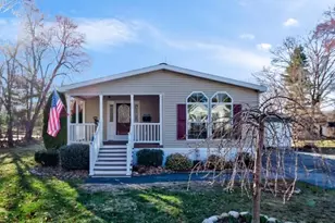 17 Winter St, Salem, NH 03079 - Photo 1