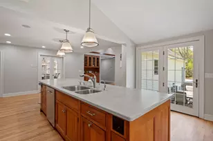 211 Hedgerose Ln, Hopkinton, NH 03229 - Photo 11