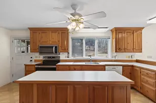 31 Gage Rd, Bedford, NH 03110 - Photo 15