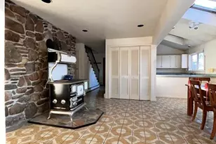 12 S Bow Rd, Bow, NH 03304 - Photo 5