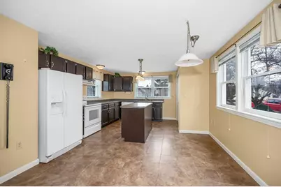 8 Fitzpatrick Circle, Nashua, NH 03063 - Photo 5