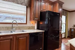 310 Friar Tuck Dr, Exeter, NH 03833 - Photo 15