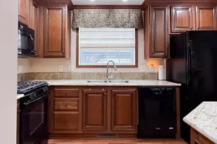 310 Friar Tuck Dr, Exeter, NH 03833 - Photo 15