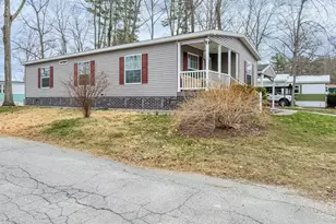 310 Friar Tuck Dr, Exeter, NH 03833 - Photo 39