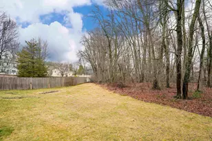 2 Freshwater Ct, Nashua, NH 03060 - Photo 31