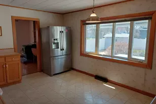 24 Park St, Swanzey, NH 03431 - Photo 11