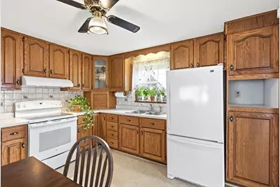 599 Brunelle Avenue, Manchester, NH 03103 - Photo 3