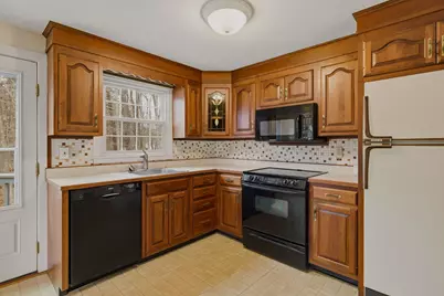 6 Alden Avenue, North Hampton, NH 03862 - Photo 9