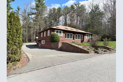7 Rainbow Drive, Goffstown, NH 03045 - Photo 3