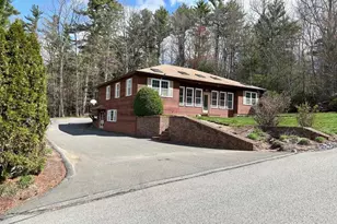 7 Rainbow Dr, Goffstown, NH 03045 - Photo 3