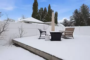 20 Cypress St, Concord, NH 03301 - Photo 5