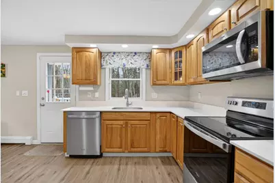 5 Bill Street, Derry, NH 03038 - Photo 17