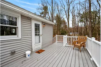 5 Bill Street, Derry, NH 03038 - Photo 9