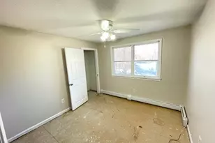 51 Island Pond Rd, Derry, NH 03038 - Photo 13