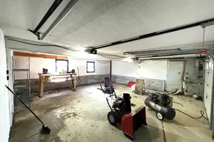 51 Island Pond Rd, Derry, NH 03038 - Photo 25