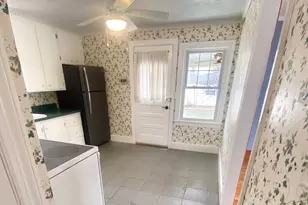 455 Blodget St, Manchester, NH 03104 - Photo 13