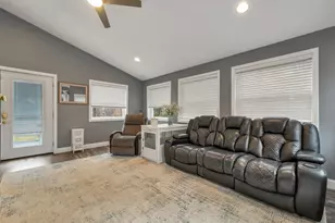 1 East Bluff Highlands Rd, Meredith, NH 03253 - Photo 15