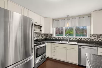 51 Margate Drive, Auburn, NH 03032 - Photo 11