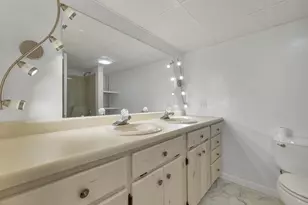 24 Healion St, Manchester, NH 03109 - Photo 37