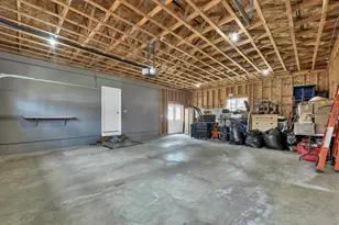 24 Healion St, Manchester, NH 03109 - Photo 51