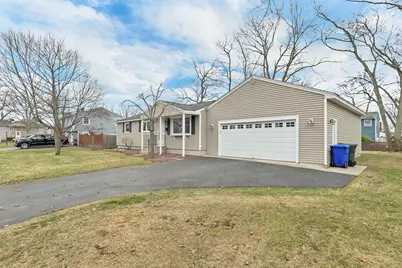 24 Healion Street, Manchester, NH 03109 - Photo 3