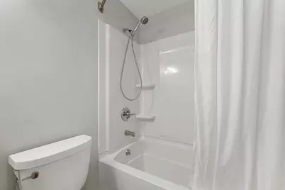 24 Healion Street, Manchester, NH 03109 - Photo 33