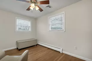 24 Healion St, Manchester, NH 03109 - Photo 27