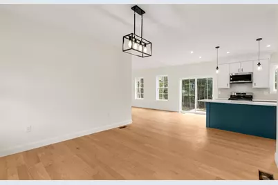 10 Blaisdell Court, Raymond, NH 03077 - Photo 5