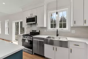 10 Blaisdell Ct, Raymond, NH 03077 - Photo 13