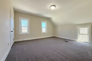 8 Holman St, Hillsboro, NH 03221 - Photo 17