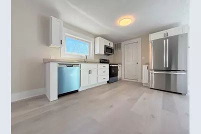 8 Holman Street, Hillsboro, NH 03221 - Photo 3