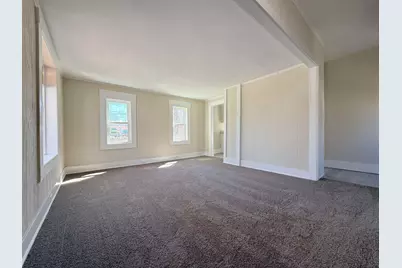 8 Holman Street, Hillsboro, NH 03221 - Photo 15