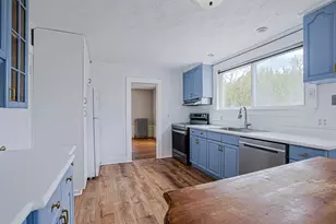 861 Beech St, Manchester, NH 03104 - Photo 5