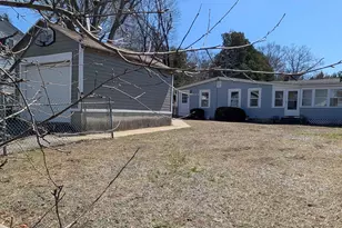 11 Bellevue St, Manchester, NH 03103 - Photo 1