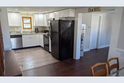 11 Bellevue Street, Manchester, NH 03103 - Photo 5