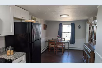 11 Bellevue Street, Manchester, NH 03103 - Photo 7