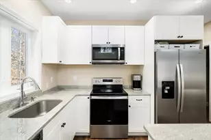 34 Interlaken Cir, Madison, NH 03849 - Photo 3