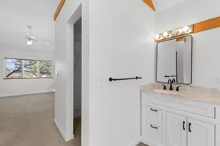 14 Sterling Springs Dr, Hartford, VT 05001 - Photo 29