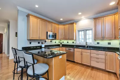 2246 Elm Street, Manchester, NH 03104 - Photo 5