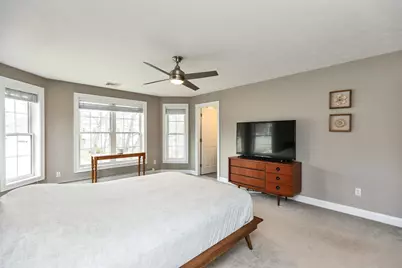 2246 Elm Street, Manchester, NH 03104 - Photo 23