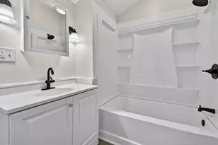 228 Main St, Hampstead, NH 03841 - Photo 21