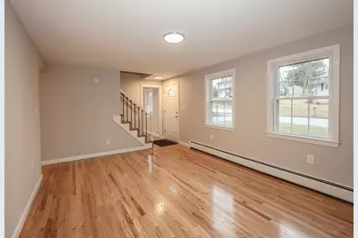 29 Nightingale Road, Nashua, NH 03062 - Photo 3