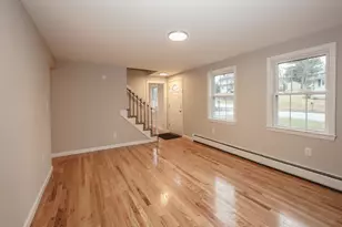 29 Nightingale Rd, Nashua, NH 03062 - Photo 3