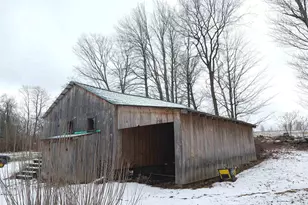 352 S Sugar Hill Rd, Weare, NH 03281 - Photo 7